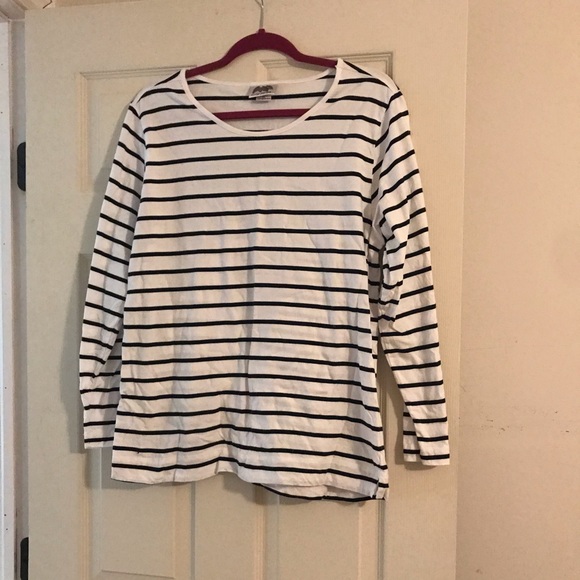 NWOT Black/White stripe shirt - Picture 1 of 4
